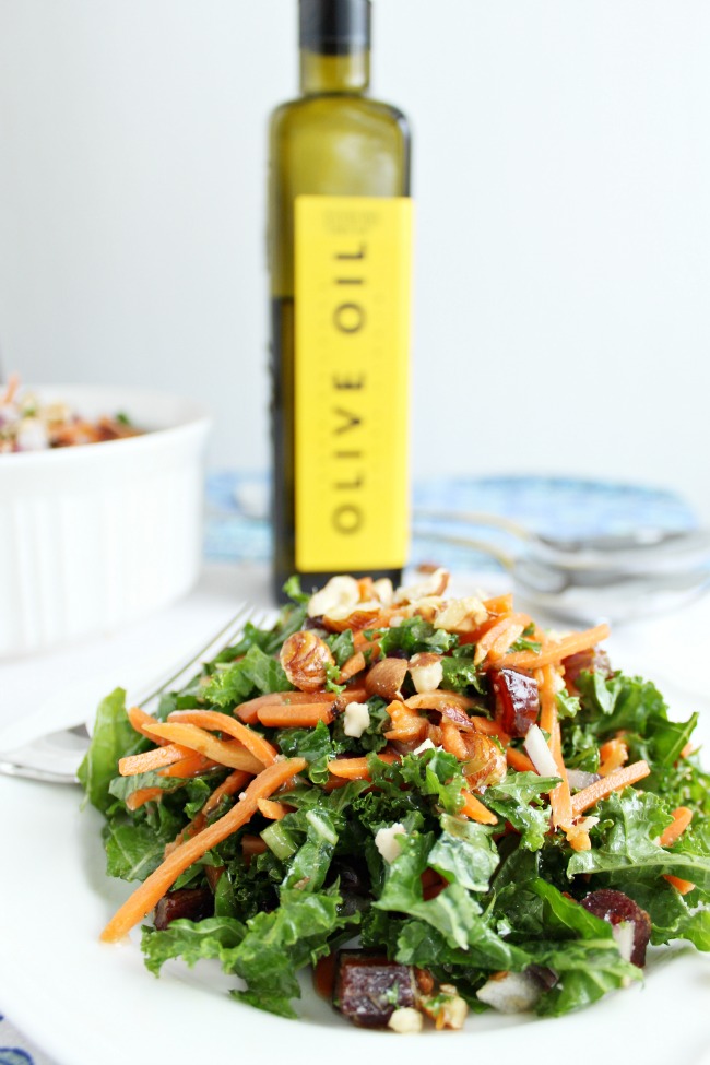 Delicious Kale Salad with hazelnuts and dates