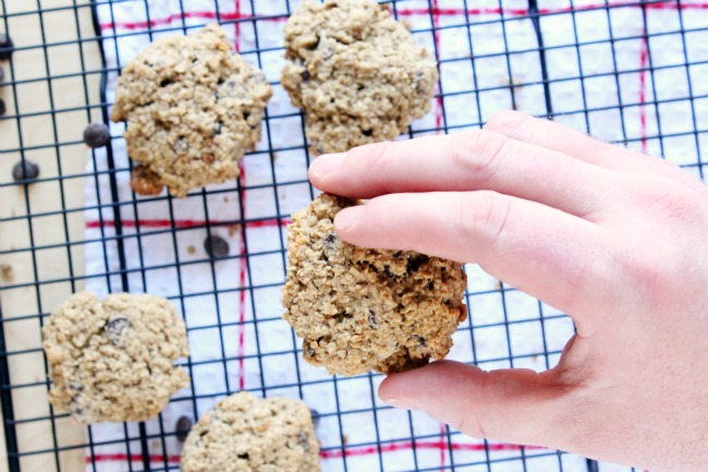 White Bean (YES!) Oatmeal Chocolate-Chip Cookies