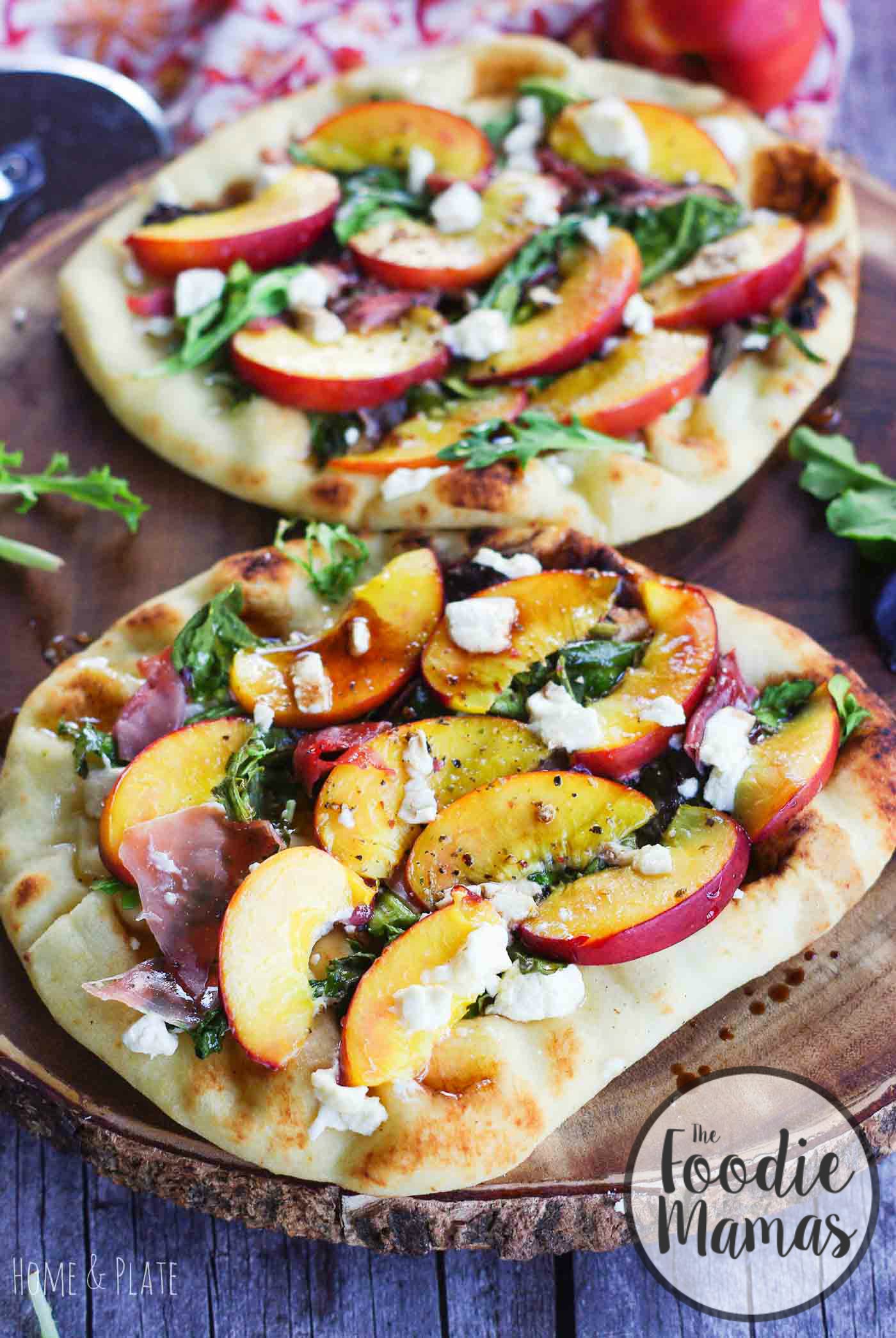 grilled-nectarine-prosciutto-pizza-2a