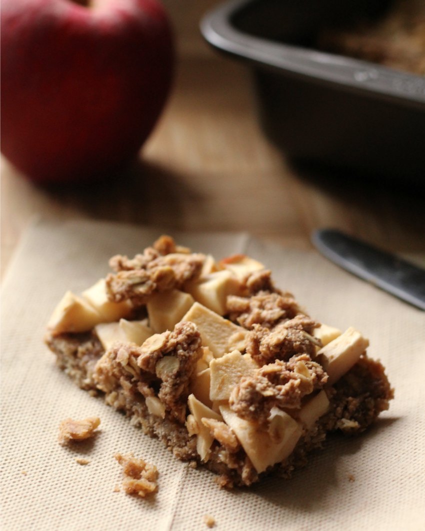 Healthy Gluten-Free Apple Oatmeal Bars Perfect For Breakfast