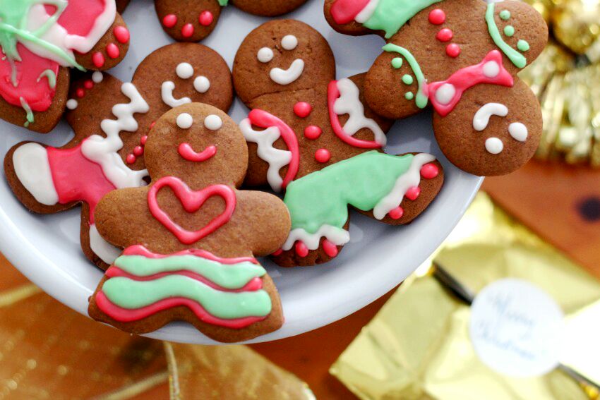 the-true-spirit-of-christmas-and-our-familys-gingerbread-men-women-recipe-on-lifestyle-blog-bestofthislife-com