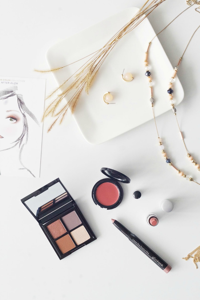 light spring warm makeup