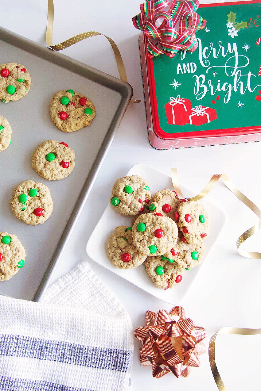 Gluten-Free Christmas Oatmeal M&M Cookies