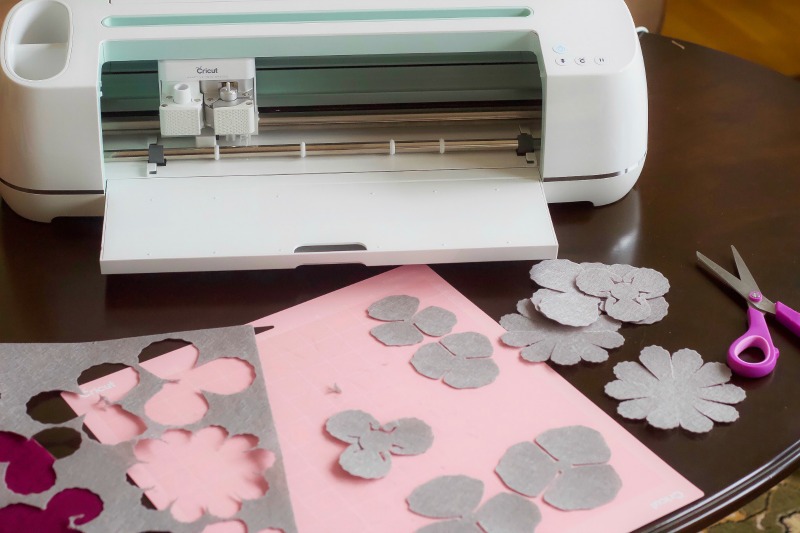 Cricut Felt Sampler Spring Rain