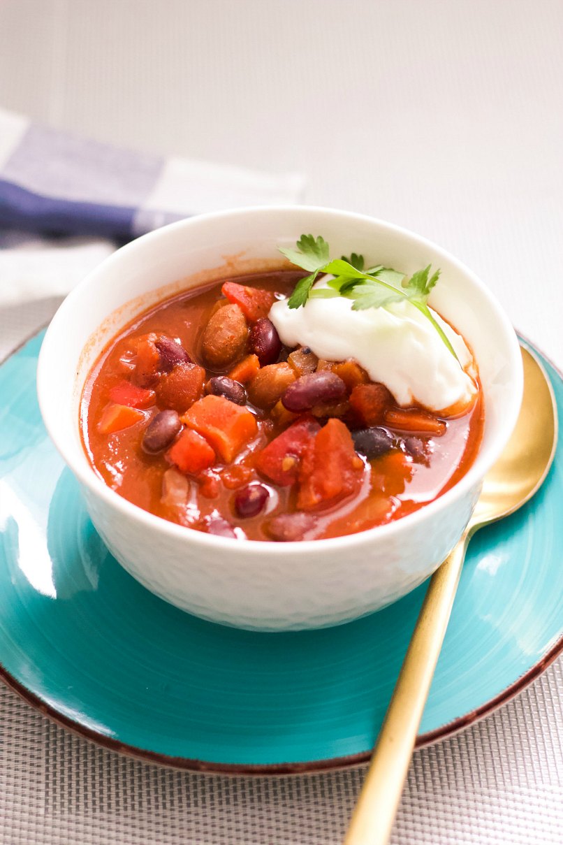 A Hearty and Comforting Vegetarian Chili