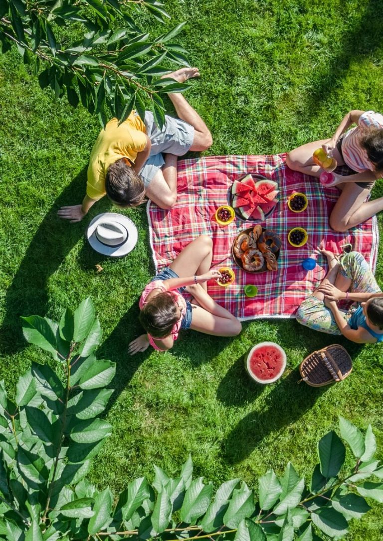 35 Fun Backyard Activities for Kids to Do This Summer