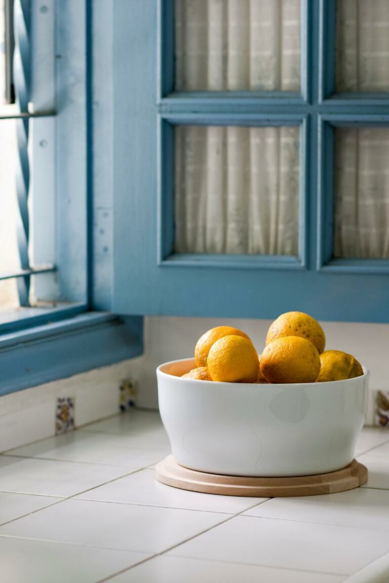 Kitchen Makeover: How to Choose the Perfect Paint Colour